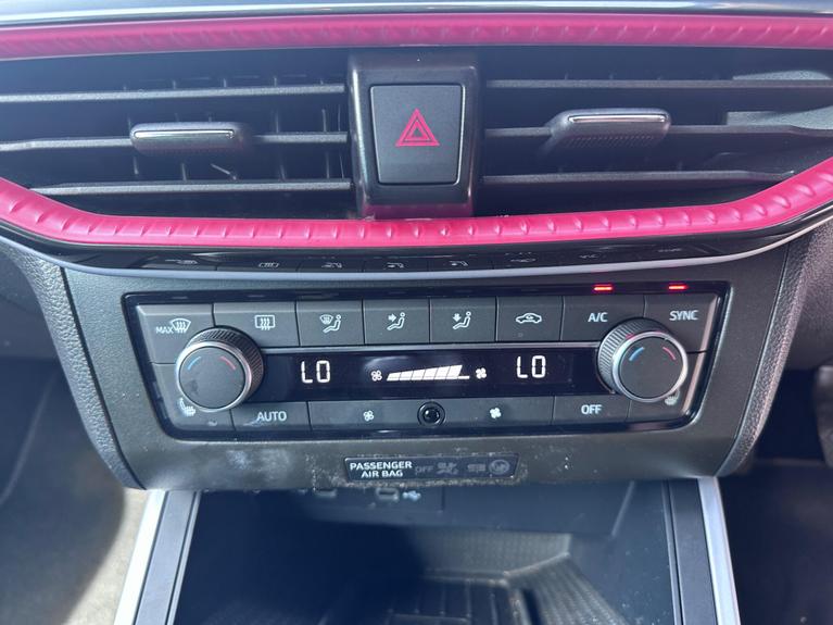 Used SEAT Arona WT72EEN 14