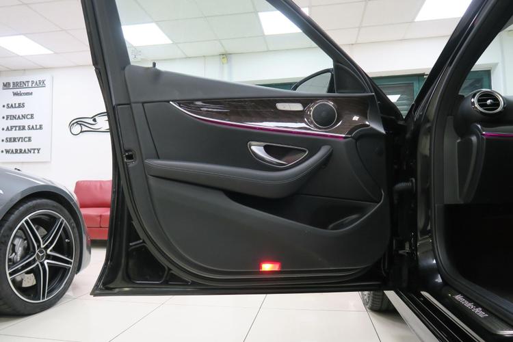 Used Mercedes-Benz E Class LR71NDU 12