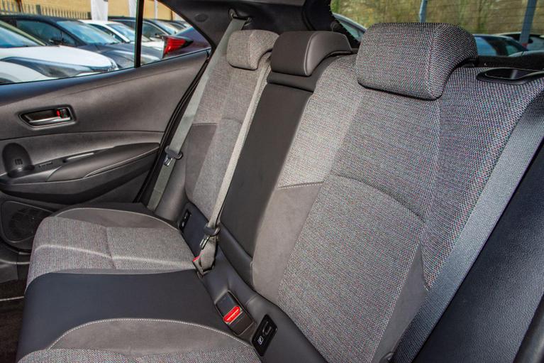 Used Toyota Corolla FP25HXV 15