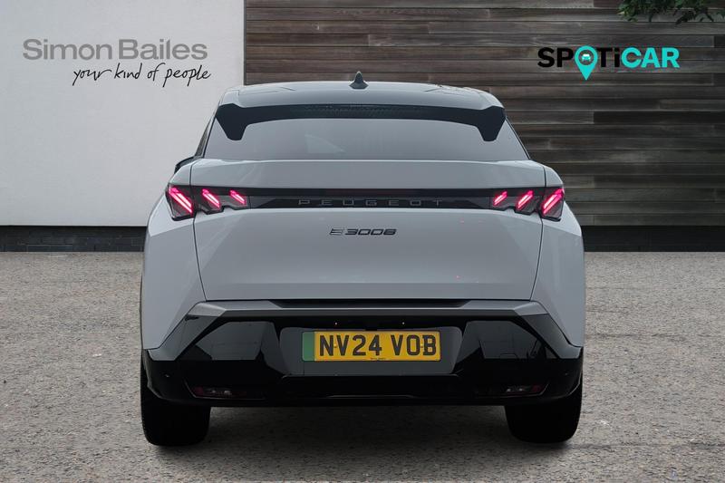 Used Peugeot E-3008 NV24VOB 9