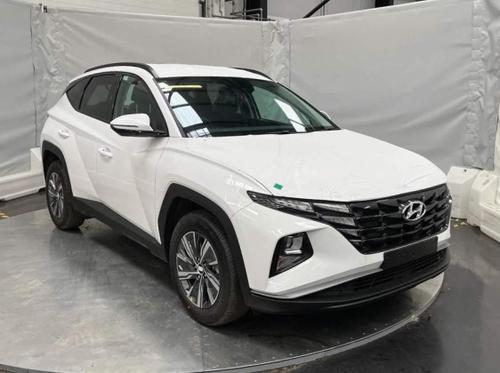 Used ~ Hyundai TUCSON SE Connect 1.6T 150PS 6MT ATLAS WHITE at Richmond Motor Group