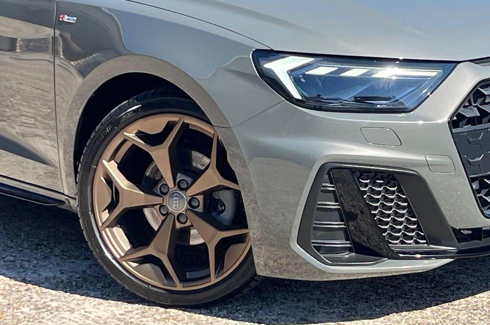 Audi A1 Photo at-efe13e1e181741939cfed0b80e4bec9f.jpg