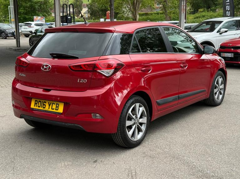 Used Hyundai i20 RO16YCB 8