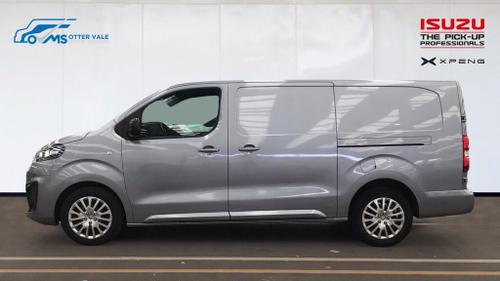 Vauxhall VIVARO Photo at-f010f3759ac142fc81728f4ea3dd919c.jpg