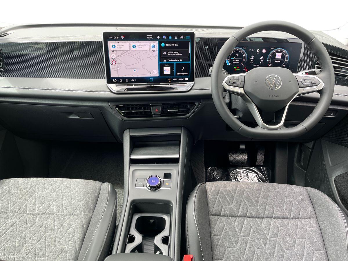 Volkswagen Tiguan Photo at-f011e2b9333d41d8babf797e92ed17b2.jpg