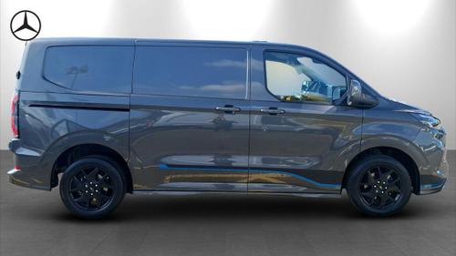 Ford Transit Custom Photo at-f0328e1e652d4b518ee3fef13686d20c.jpg