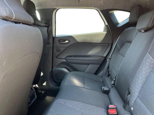Renault Captur Photo at-f0397c0af2744fde9381a2c60b236192.jpg