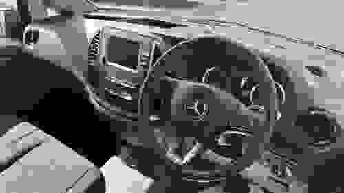 Mercedes-Benz Vito Photo at-f08b35794f954549b7454ea31c54477a.jpg
