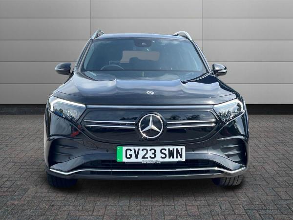 Mercedes-Benz EQB Photo at-f0a6250d69694d42b1e7d3cc4be35eb3.jpg