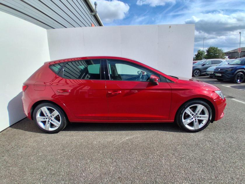 SEAT Leon Photo at-f0b14fcb970143ab9f80dfdf8358bff7.jpg