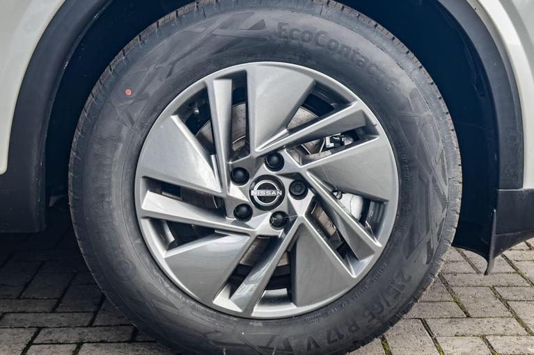 Used Nissan Qashqai WR26UGB 14