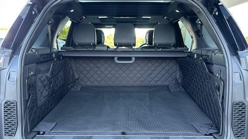 Land Rover Discovery Photo at-f0d36f1ccb1044119e23eea8143d296c.jpg