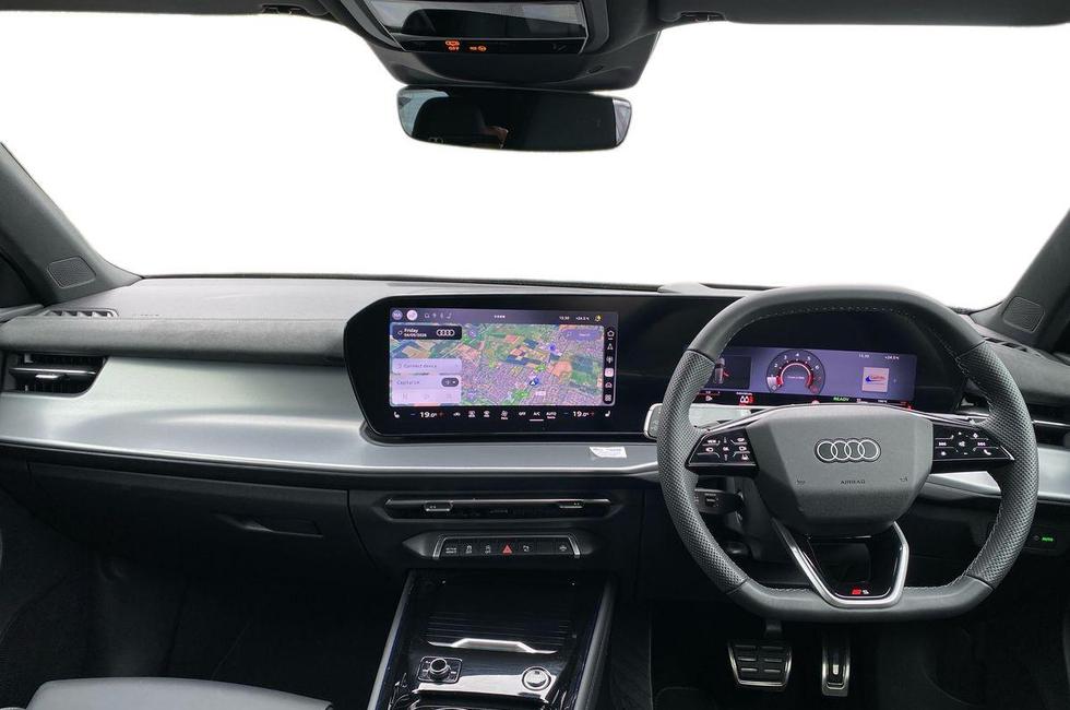 Audi Q3 Photo at-f133b81ecf9843c8b9c3720a85724f00.jpg