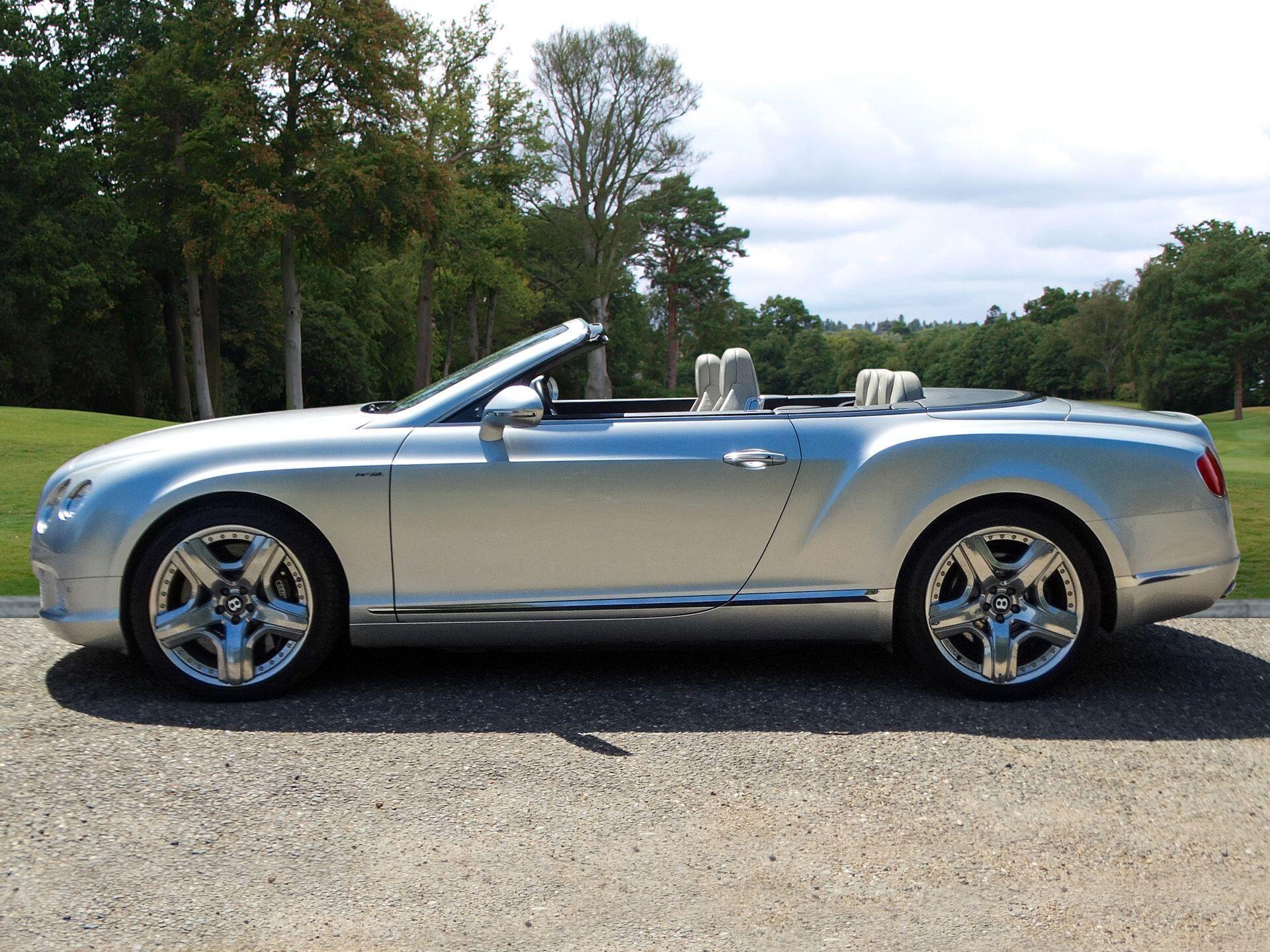 Bentley Continental 6.0 FlexFuel GTC Convertible 2dr Bi Fuel Auto 6Spd 4WD Euro 5 (575 ps) — photo 2