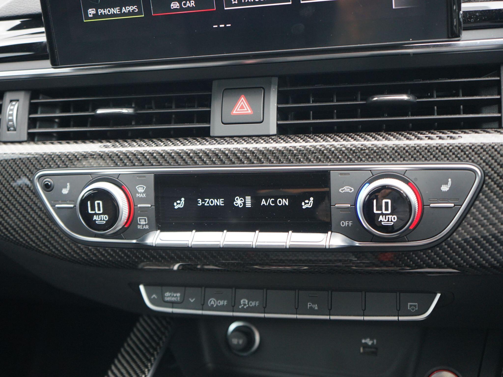 Audi RS4 Avant 2.9 TFSI V6 Carbon Black Estate 5dr Petrol Tiptronic quattro Euro 6 (s/s) (450 ps) — photo 46