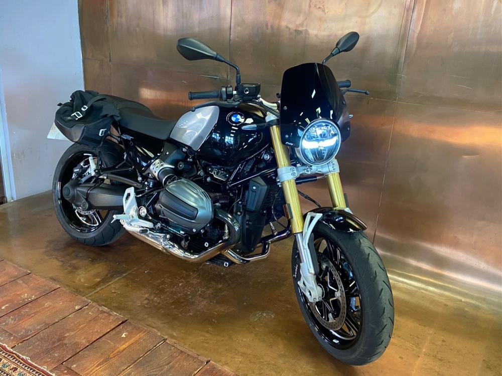 BMW R 12 nineT Photo at-f17cc20f3f9741ca90905eaaae871c2e.jpg