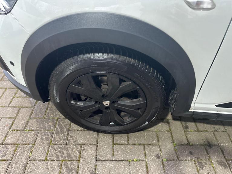 Used Dacia Jogger PL72WHF 19