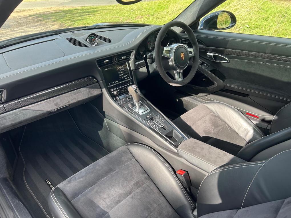 Used Porsche 911 LC15CEO 6