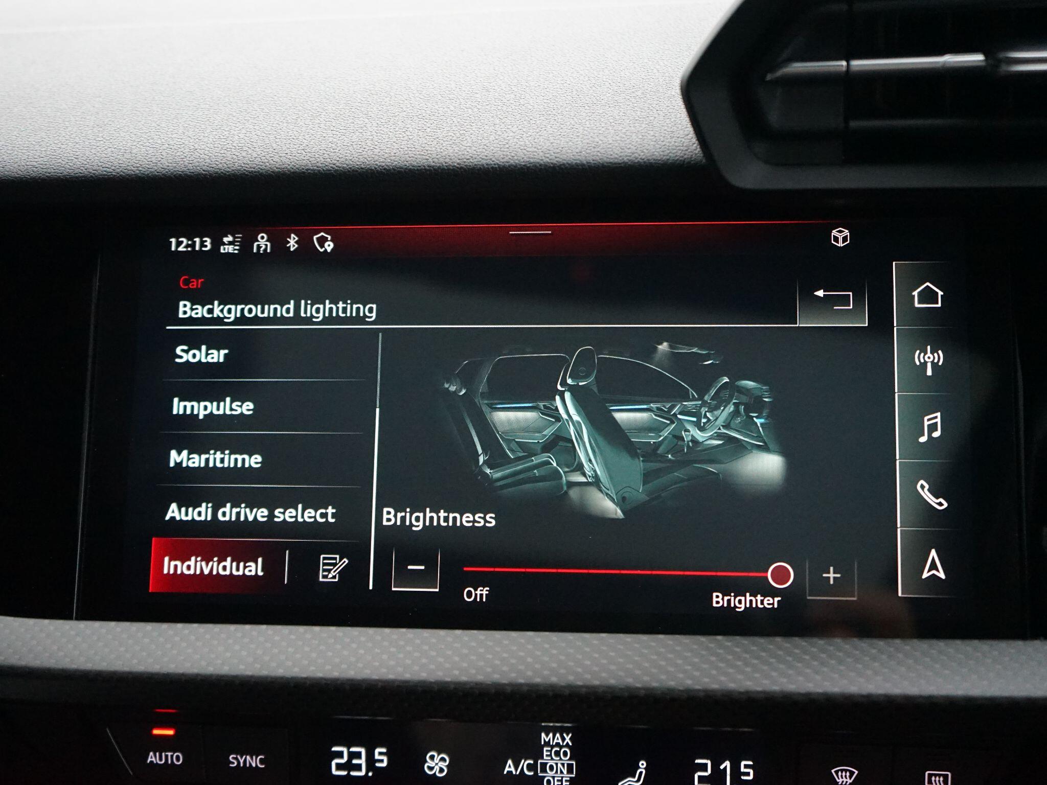 Audi RS3 2.5 TFSI Vorsprung Sportback S Tronic quattro Euro 6 (s/s) 5dr — photo 38