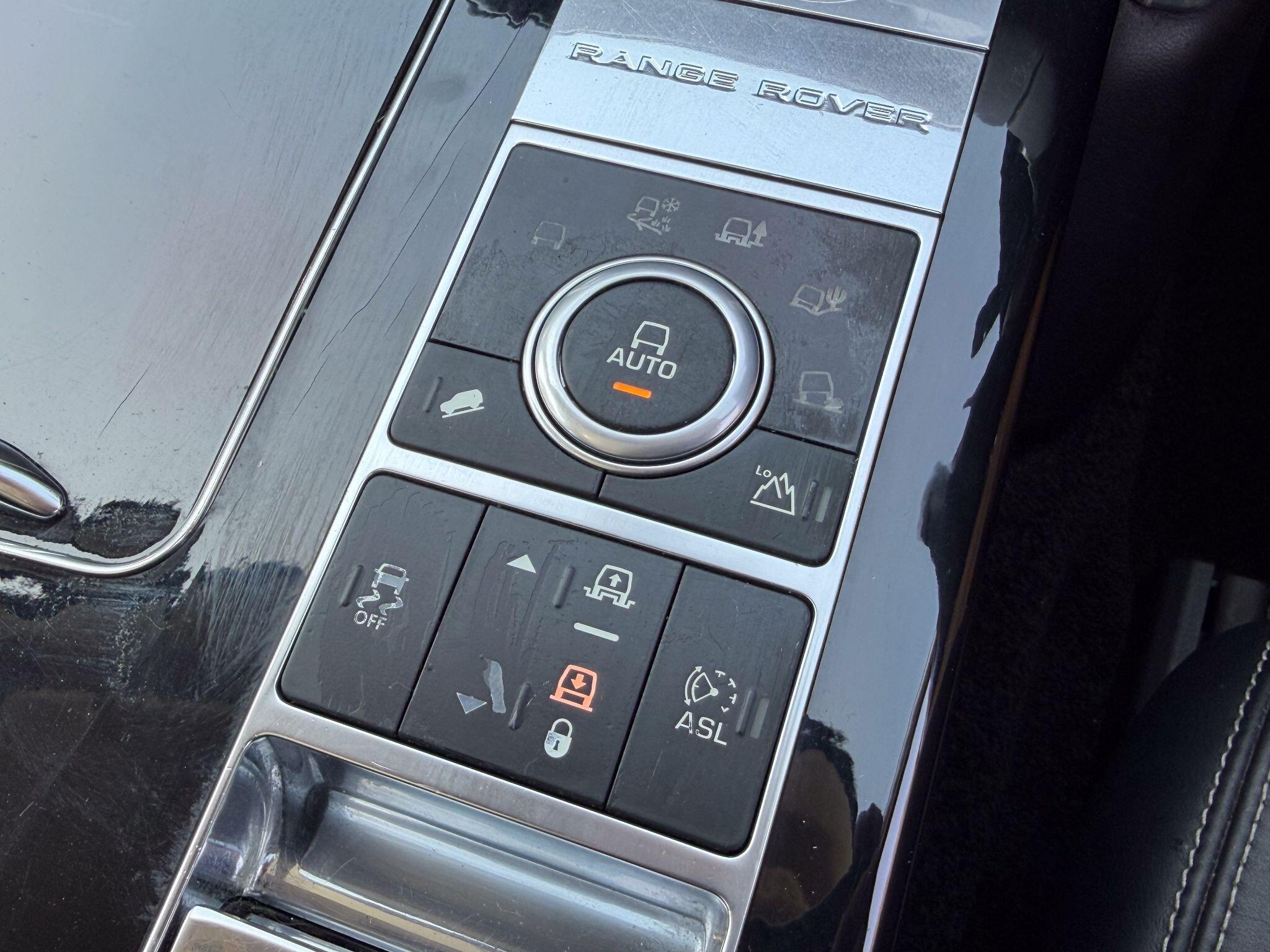 Land Rover Range Rover 4.4 SD V8 Vogue SE Auto 4WD Euro 5 5dr — photo 34