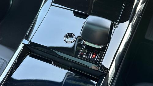 Land Rover Range Rover Sport Photo at-f196dc124d624a278d6b651fe2e81f47.jpg