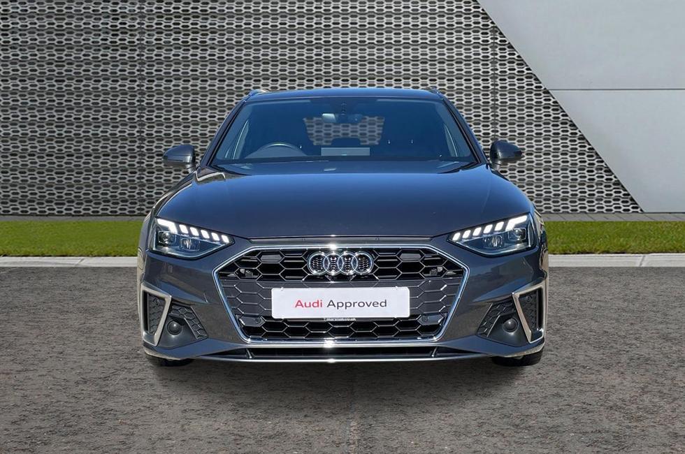 Audi A4 Avant Photo at-f1a0f4a5fbad4871a5c87c909da5acd4.jpg