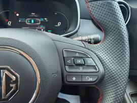 MG MG ZS Photo 12