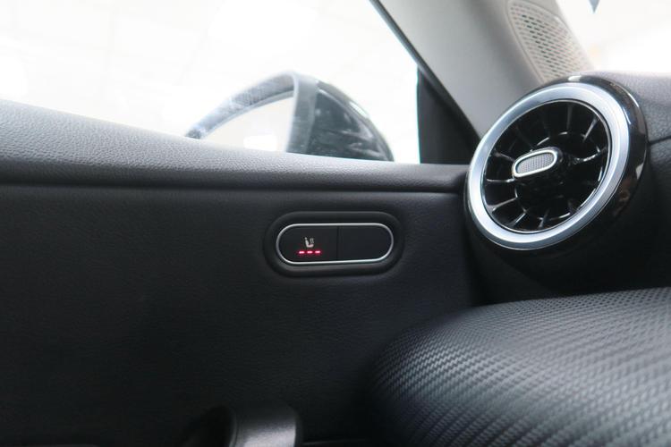 Used Mercedes-Benz CLA LP74KWC 17