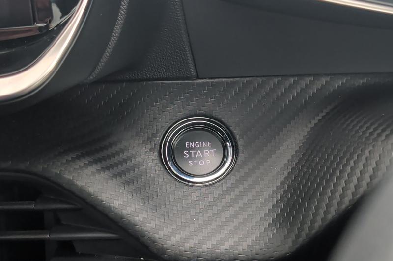 Used Peugeot 2008 NX74YUU 17