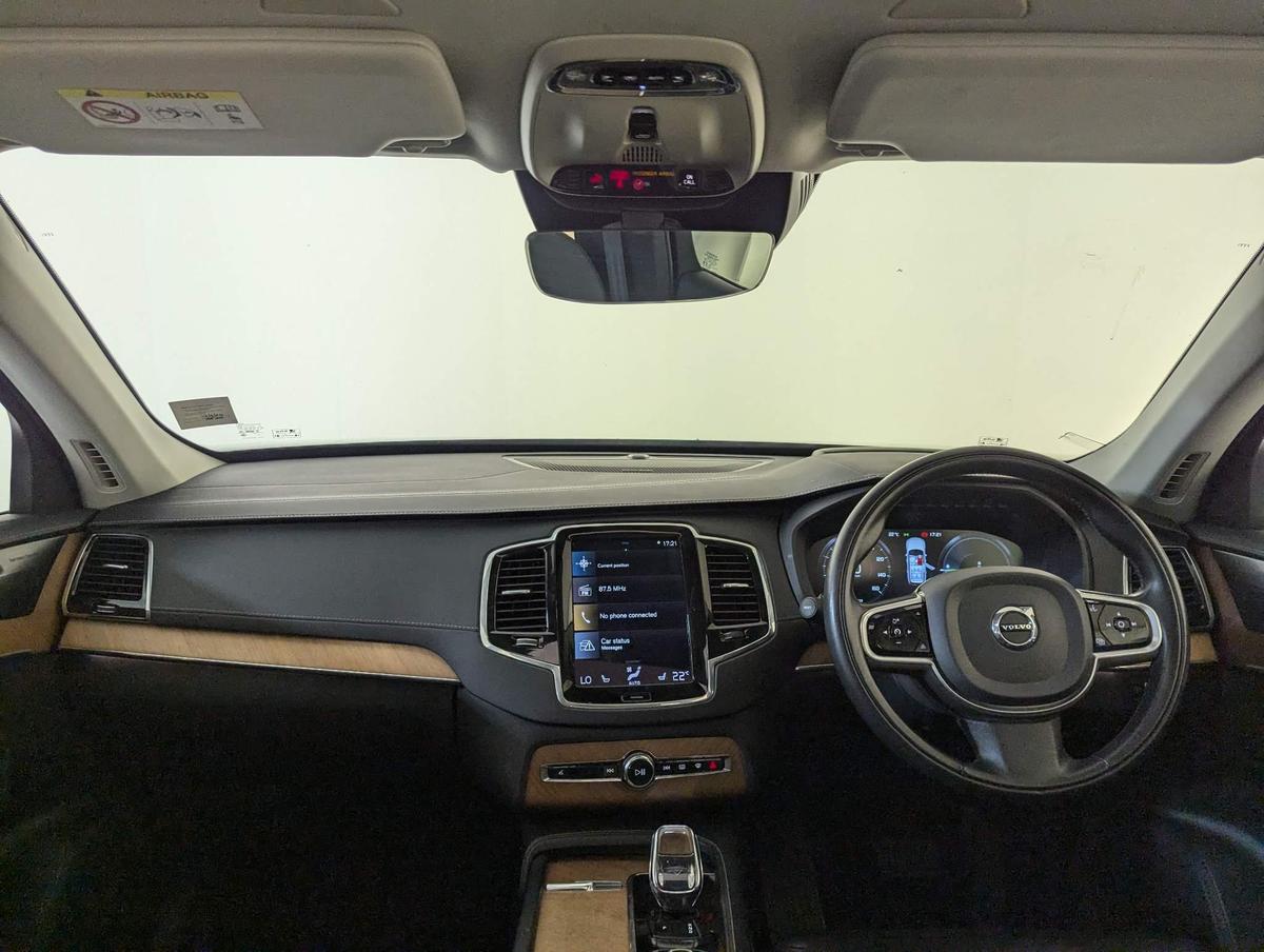 Used 2019 Volvo XC90 Blue £29,500 | 83,370 Miles | V12
