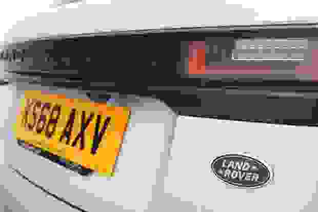 Land Rover RANGE ROVER VELAR Photo at-f1ce4863180645a993882b4fe417943c.jpg