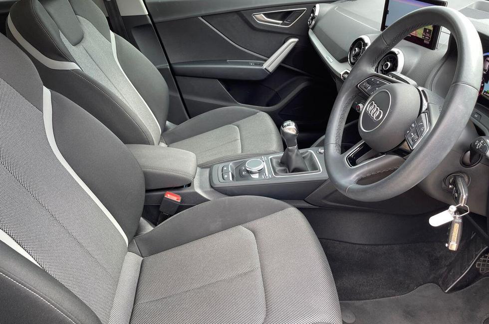 Audi Q2 Photo at-f1e78eef26124d518372ff2f0743b741.jpg