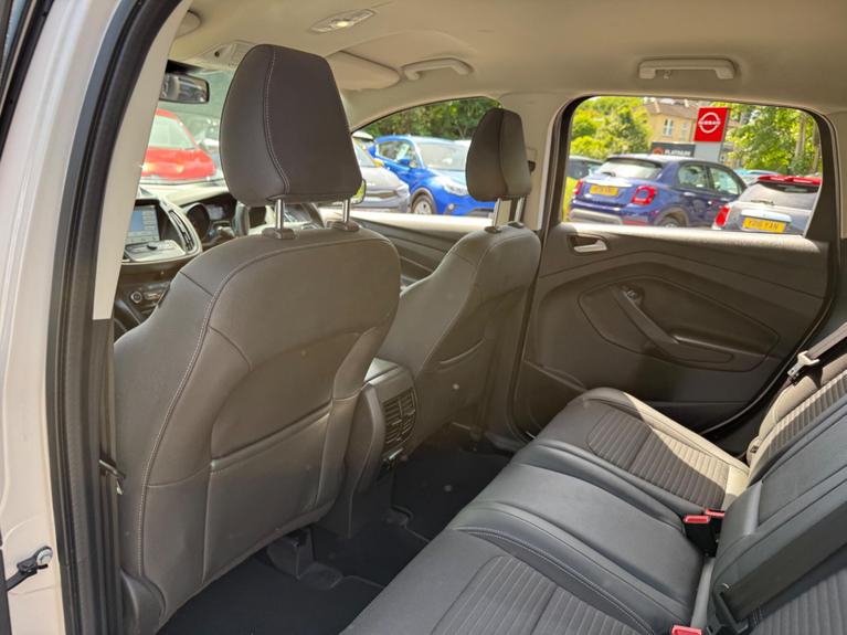 Used Ford Kuga ET68EHG 14