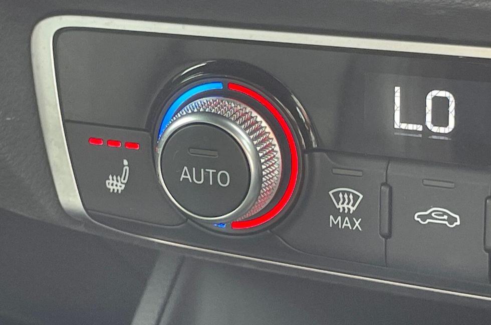 Audi Q3 Photo at-f243d496eaff424393ebeebfd80f3fe6.jpg