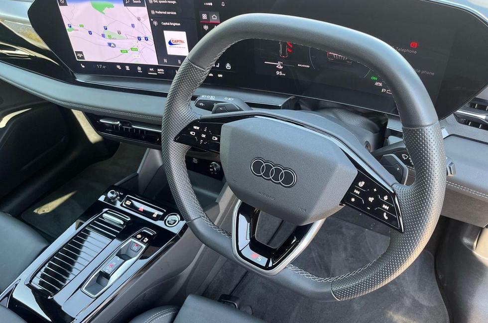 Audi Q6 Photo at-f2636d62408349d9b4afe571b7ab3f74.jpg
