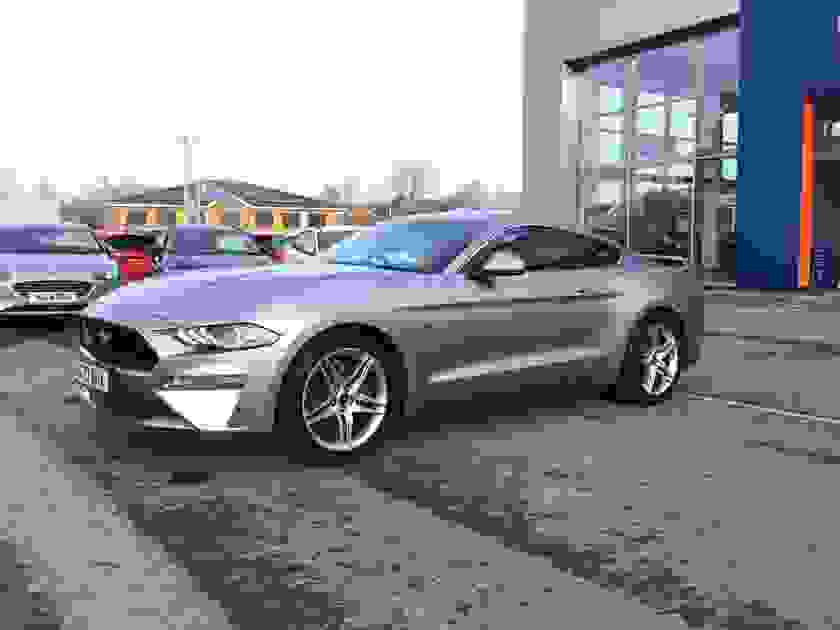 Ford Mustang Photo at-f26cdb2a14dd42d29a2de78789358a6d.jpg