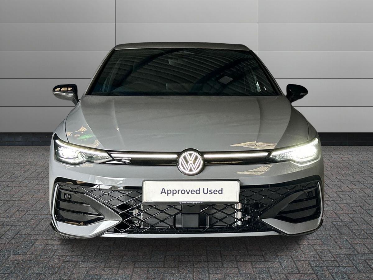 Volkswagen Golf Photo at-f2864df3e64943a88f63ba9ab395823f.jpg