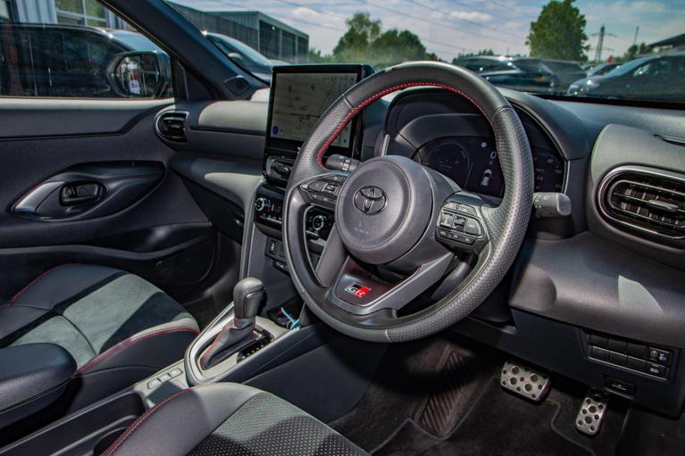 Used Toyota Yaris Cross GX74YXY 12
