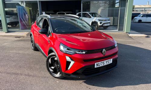 Used 2025 Renault Captur 1.8 E-TECH techno Auto Euro 6 (s/s) 5dr Red at Staceys Motors