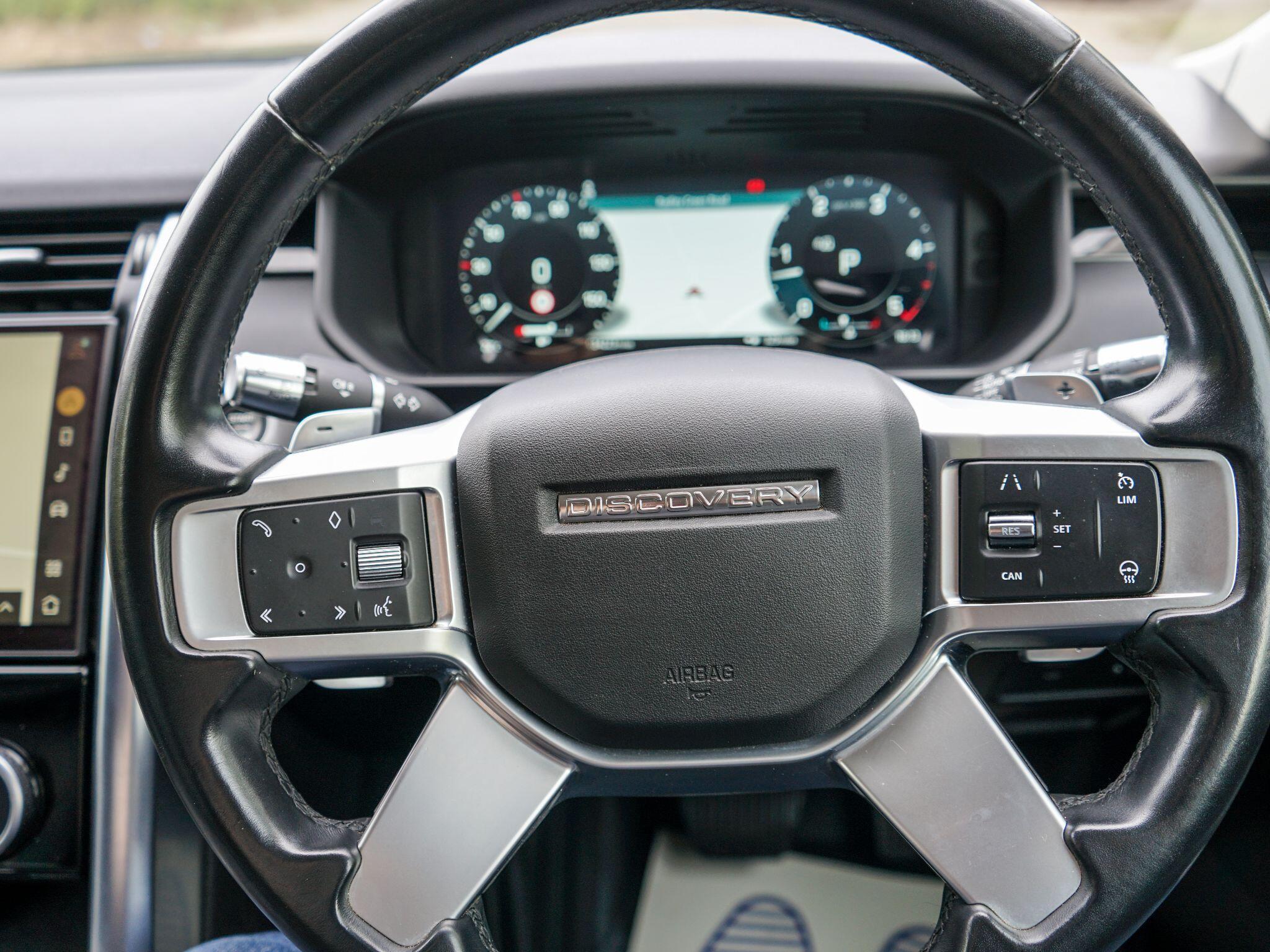 Land Rover Discovery 3.0 D300 MHEV SE Auto 4WD Euro 6 (s/s) 5dr — photo 7
