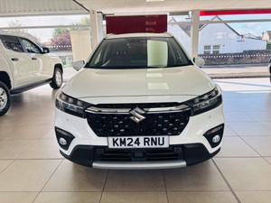 Suzuki S-Cross Photo 1