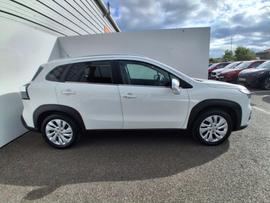 Suzuki S-Cross Photo 4