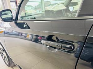 Suzuki Swift Photo 17