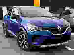 Used ~ Renault CAPTUR Evolution TCe 90 MY22 iron blue at Startin Group