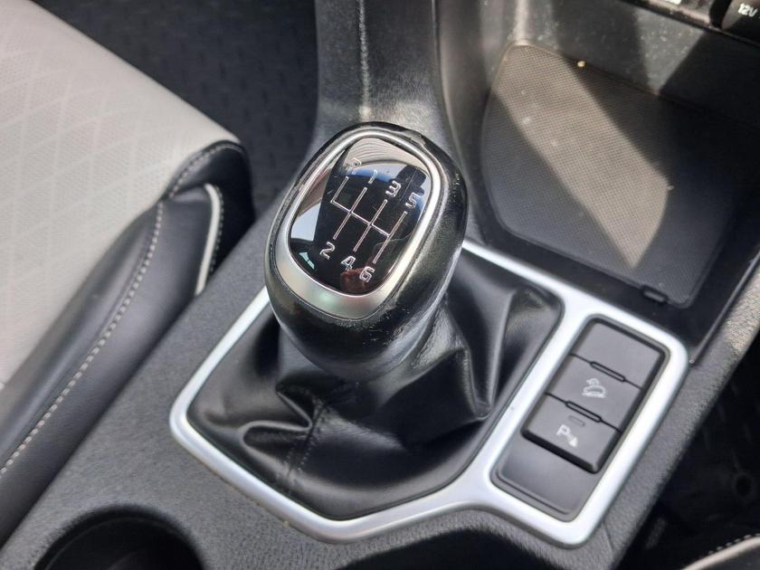 Kia Sportage Photo at-f319d3adb875483893e346160b117ef6.jpg