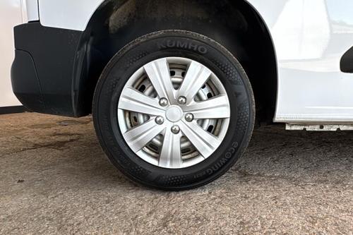 Citroen BERLINGO Photo at-f34a54e4ab474aaeac1fcf344f5362fc.jpg
