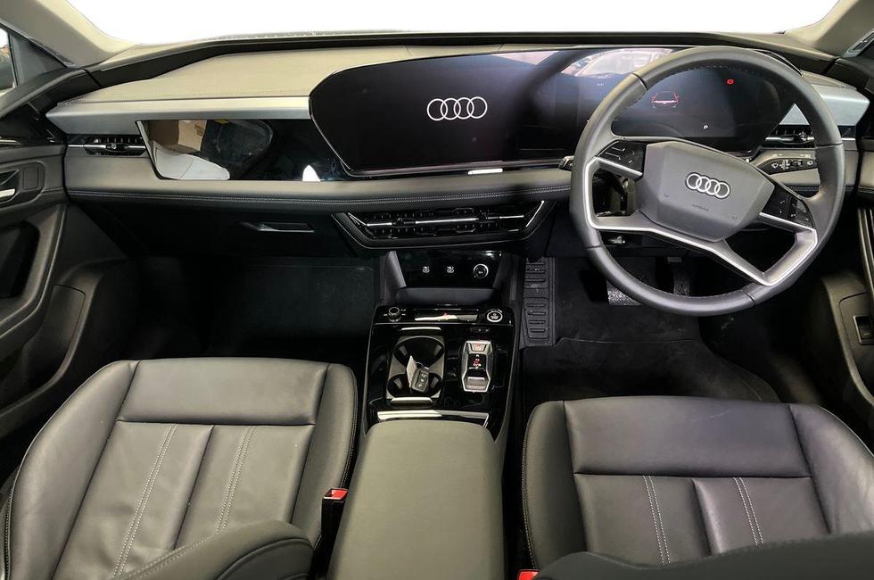 Audi A6 Photo at-f3537caa0631464db60d929ab7abb342.jpg