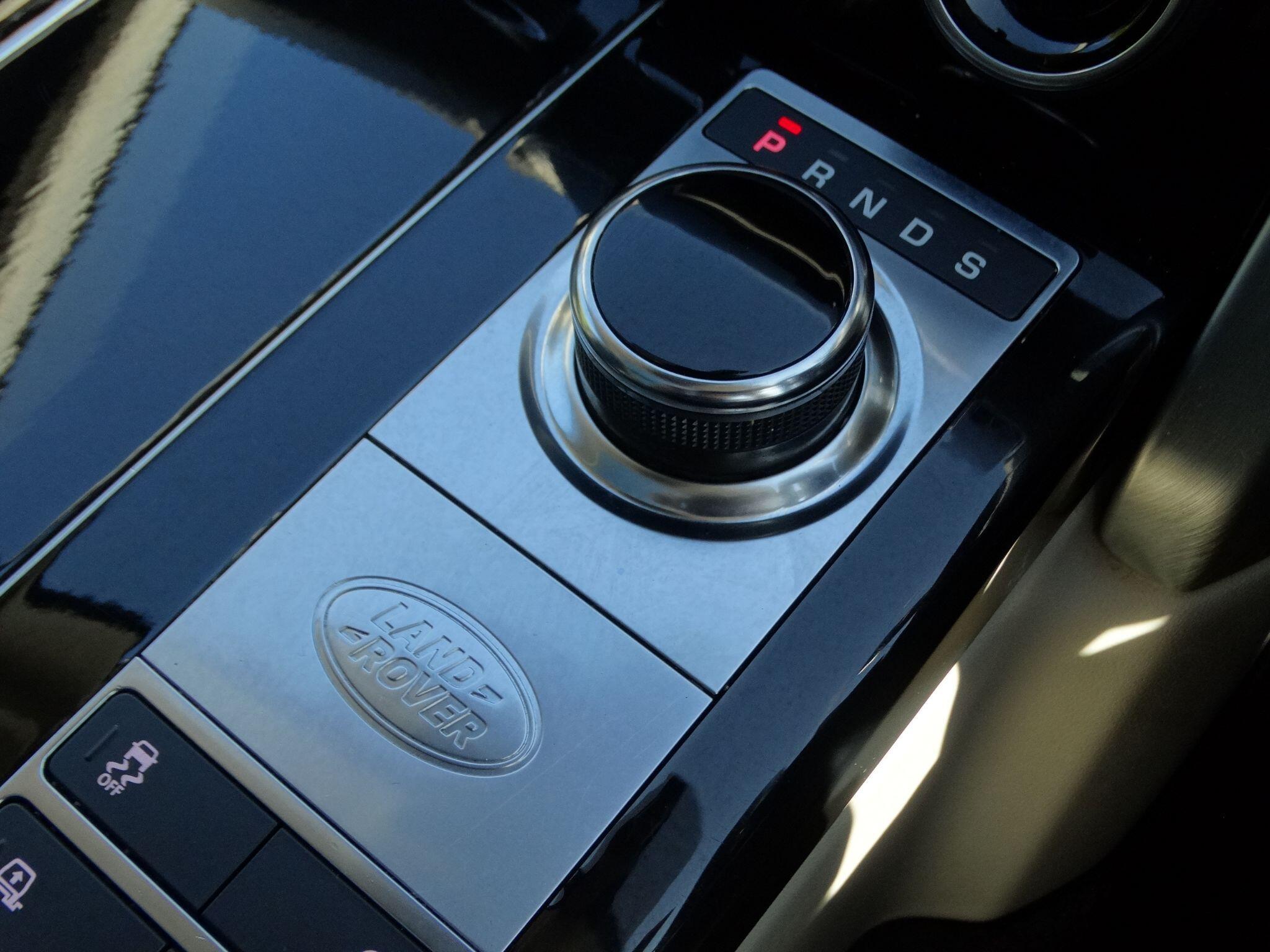 Land Rover Range Rover 3.0 SD V6 Vogue SE SUV 5dr Diesel Auto 4WD Euro 6 (s/s) (275 ps) — photo 23