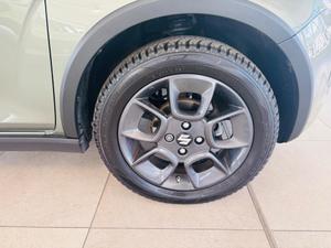 Suzuki Ignis Photo 8
