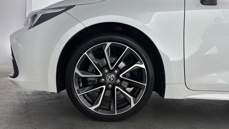 Used Toyota Corolla FD74MVT 14
